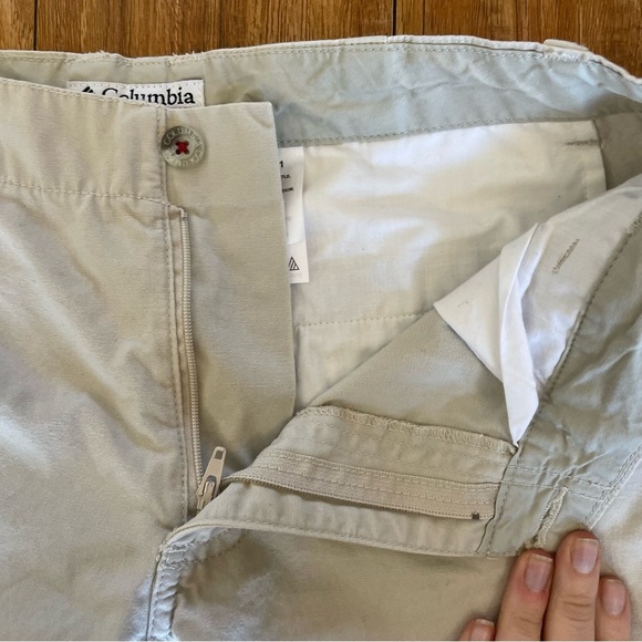 COLUMBIA Women’s Tan Straight Leg Utility Pants Cotton Size 4 - Picture 6 of 12